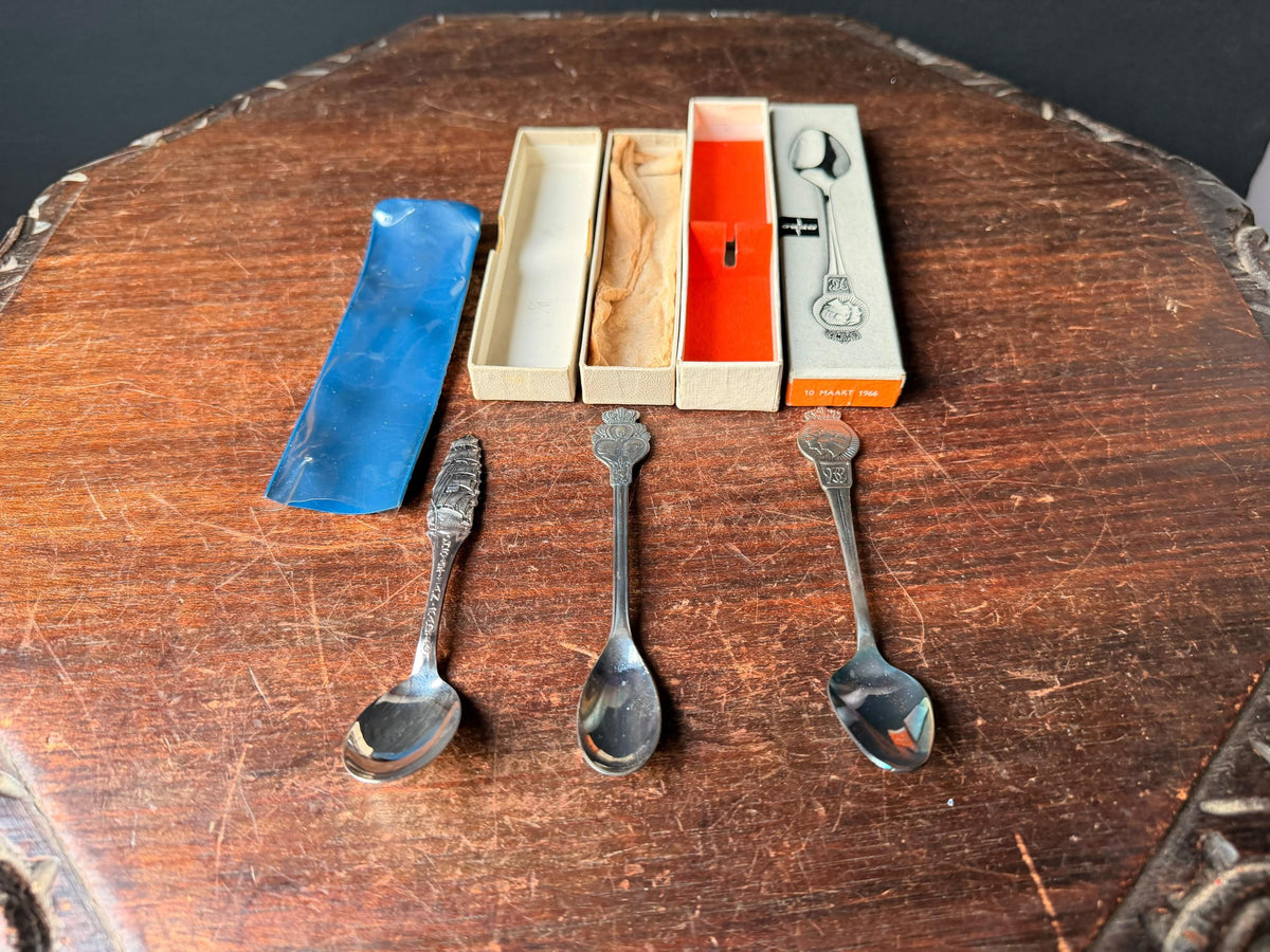 Vintage Silverplate Souvenir Spoons Eik Norway Ship Dutch Royal 1966 Lot 3