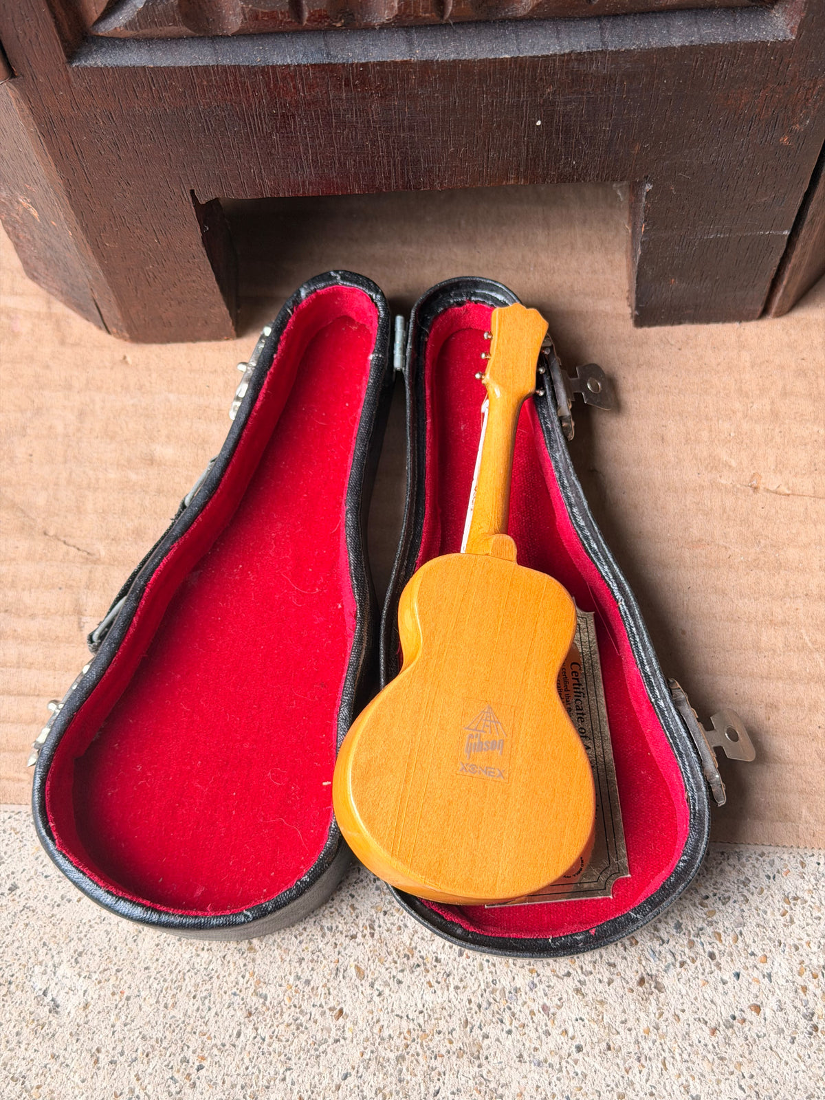 1997 Xonex Gibson J-200 Miniature Guitar & Case Rock & Roll Hall of Fame 5.4"