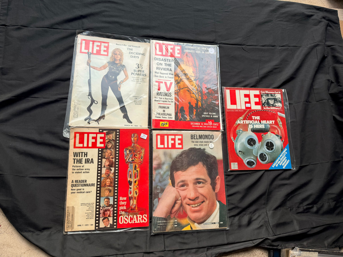 5 LIFE Magazines 1959-1981 Jane Fonda Barbarella Belmondo Oscars IRA Heart Lot