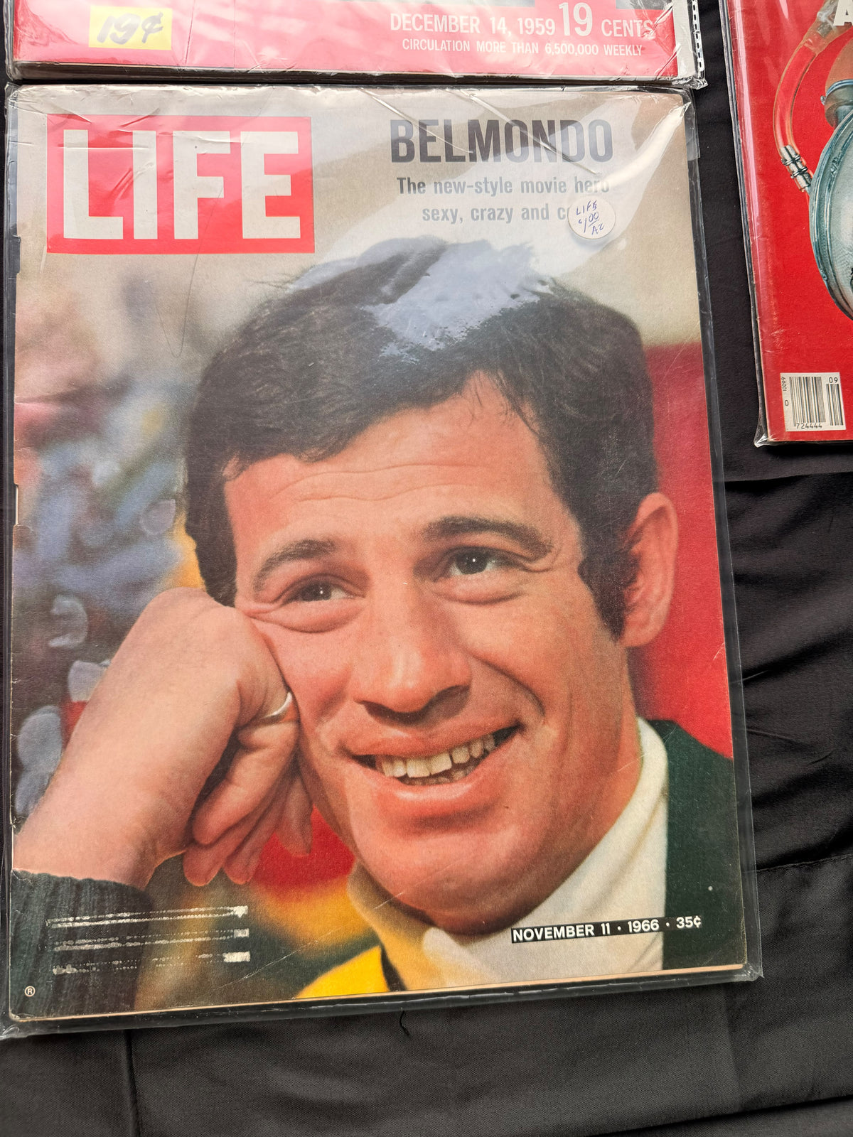 5 LIFE Magazines 1959-1981 Jane Fonda Barbarella Belmondo Oscars IRA Heart Lot