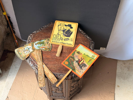 Vintage Advertising Fan Lot Hopalong Bond Bread Putnam Dyes Washington Hatchets