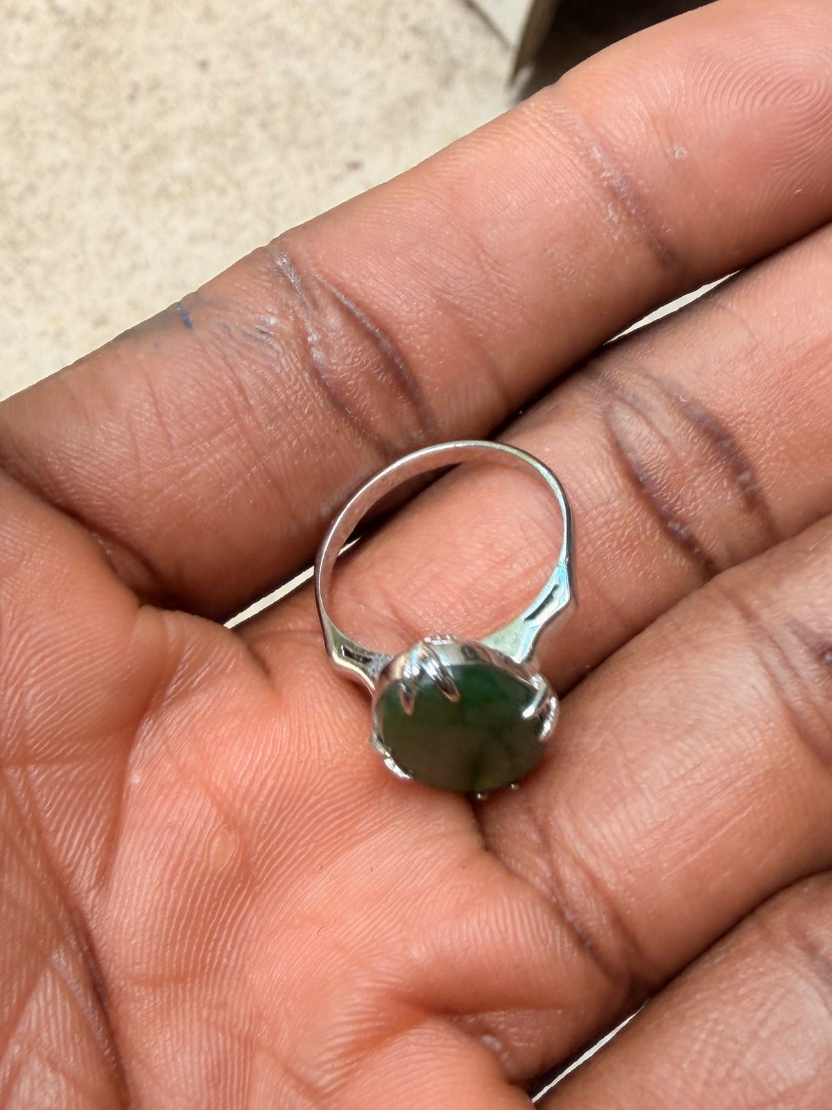 Vintage Silver Green Nephrite Jade Oval Cabochon Prong Set Solitaire Ring Size 7