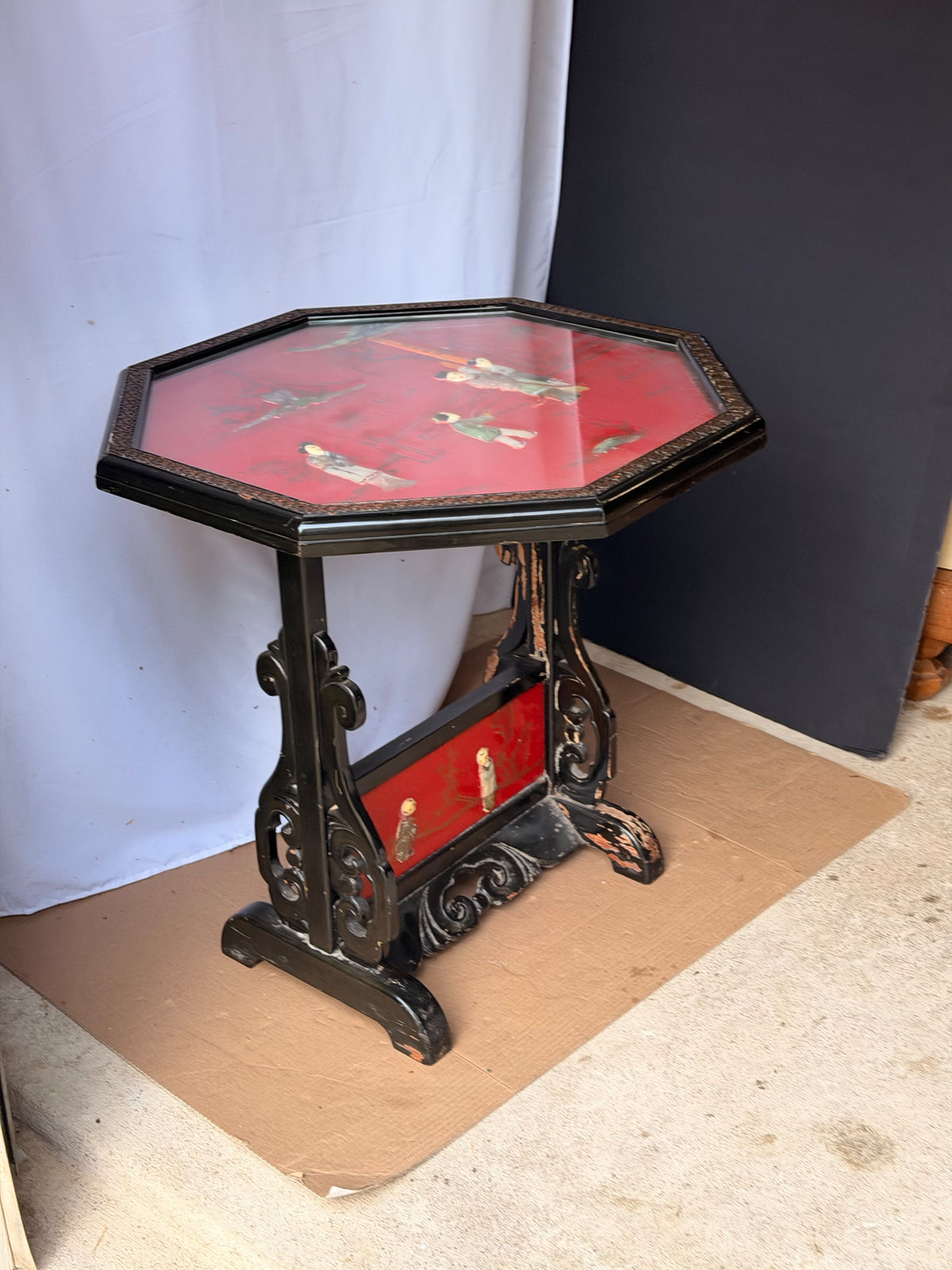 Vintage Chinoiserie Red Lacquer Octagonal Tilt Top Table Carved Stone Figures