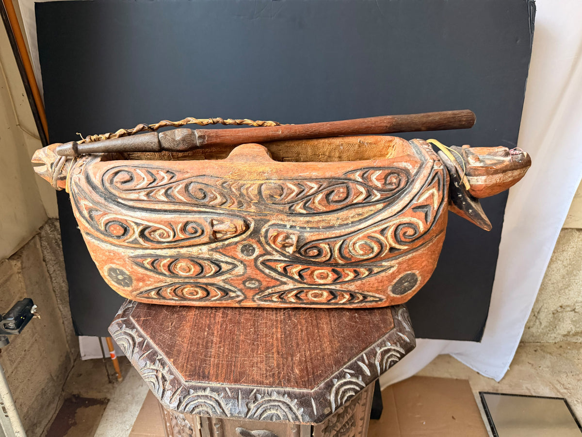 Vintage Sepik River Papua New Guinea Carved Painted Wood Vessel & Beater 28 in
