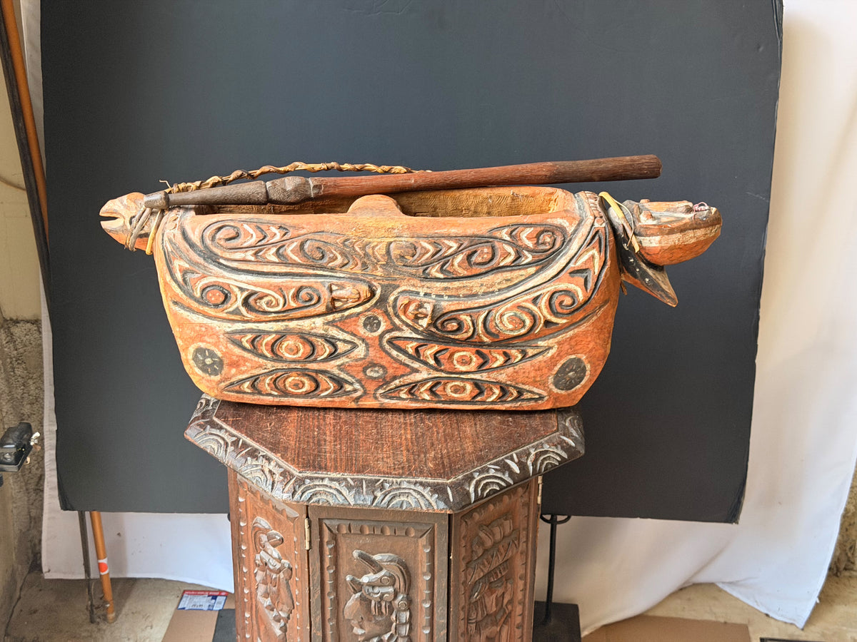 Vintage Sepik River Papua New Guinea Carved Painted Wood Vessel & Beater 28 in