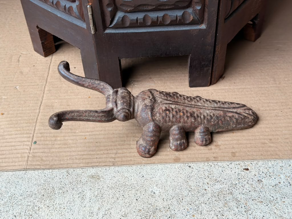 Vintage Cast Iron Beetle Boot Jack Insect Boot Remover Heavy 10.5in