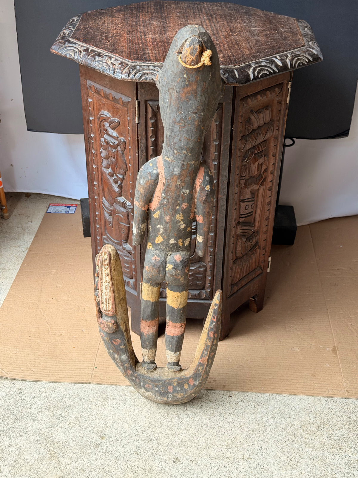 Vintage Sepik Papua New Guinea Carved Wood Crocodile Suspension Hook Figure 26in