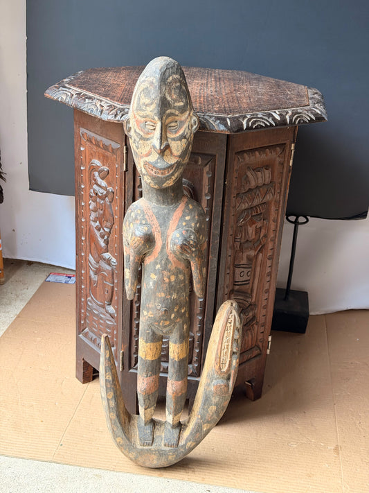 Vintage Sepik Papua New Guinea Carved Wood Crocodile Suspension Hook Figure 26in