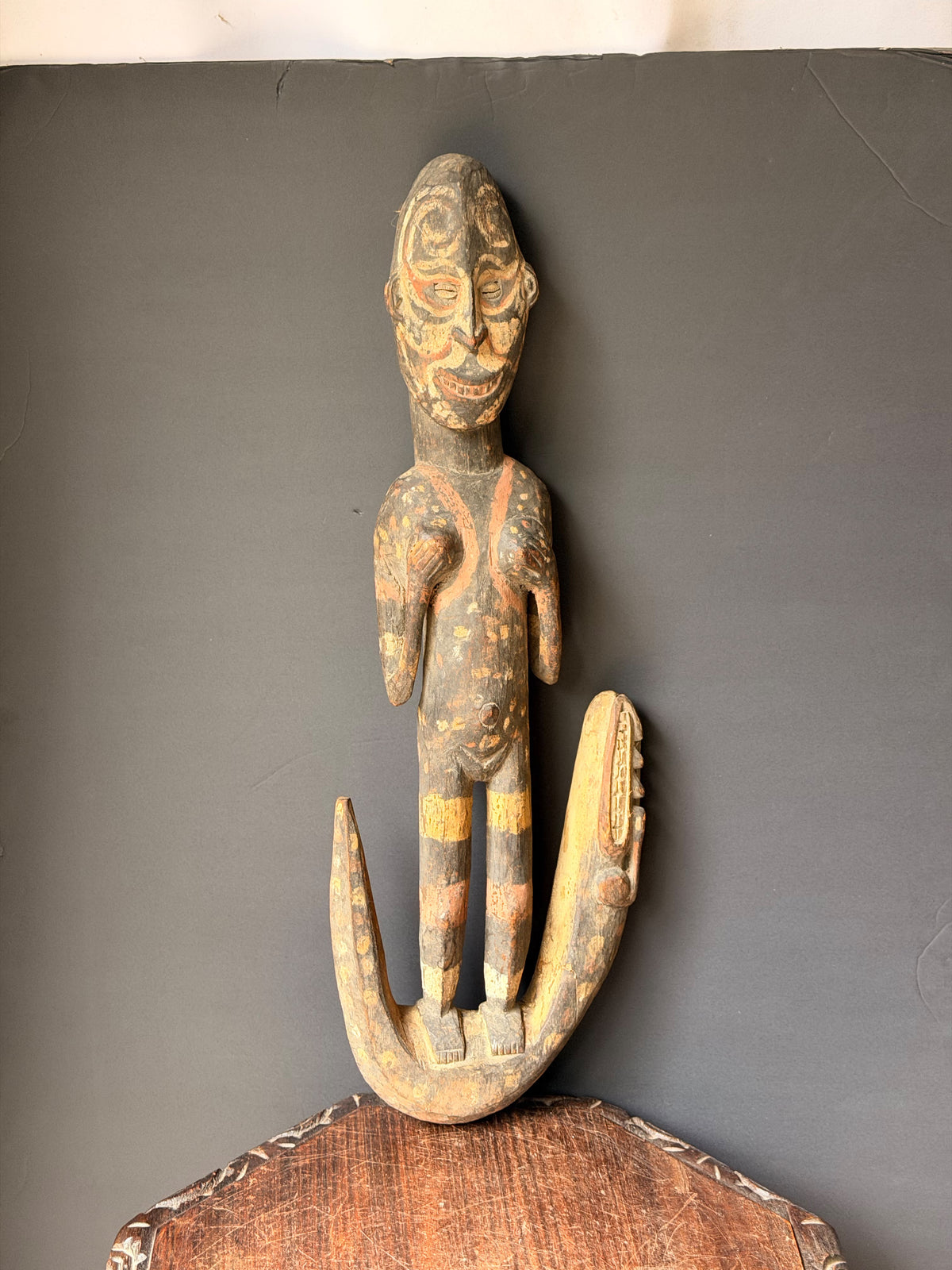 Vintage Sepik Papua New Guinea Carved Wood Crocodile Suspension Hook Figure 26in