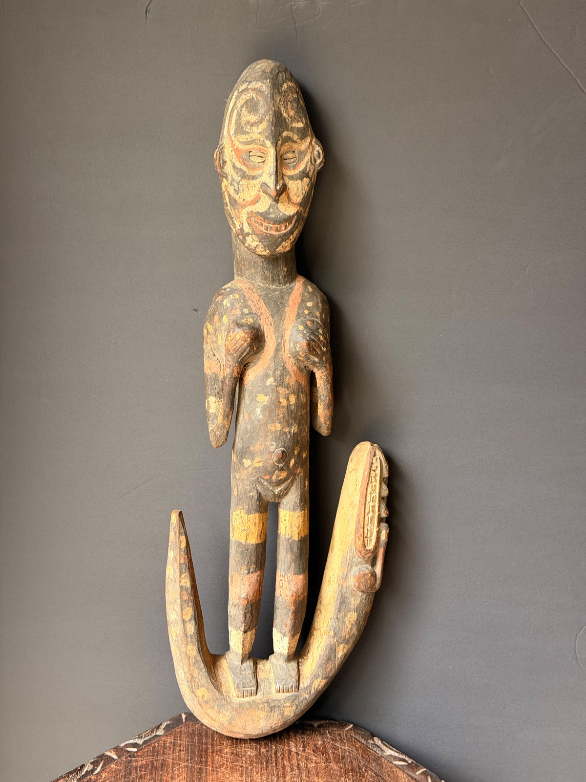 Vintage Sepik Papua New Guinea Carved Wood Crocodile Suspension Hook Figure 26in