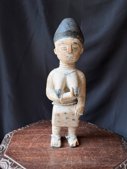 Vintage Akan Ghana Carved Wood Female Figure White Painted Beads Sandals 17 in