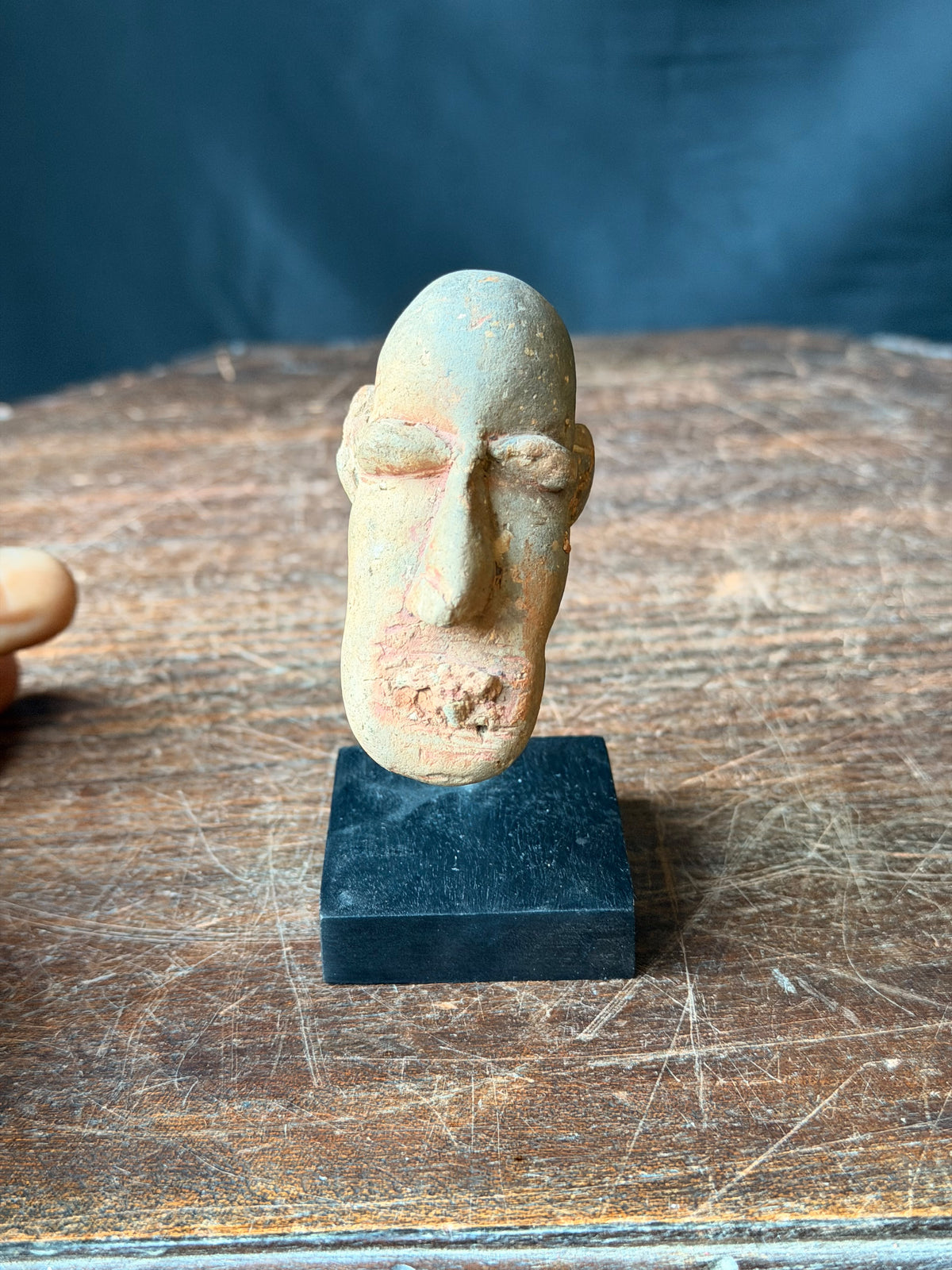 Bankoni Terracotta Head on Stand Mali Ex Barnes 3in – Age Untested