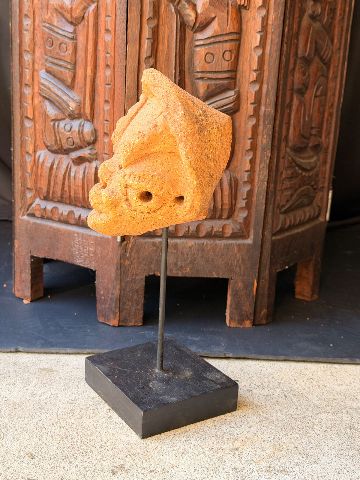 Nok Terracotta Hooded Head on Stand Nigeria Ex Barnes 5.5in – Age Untested