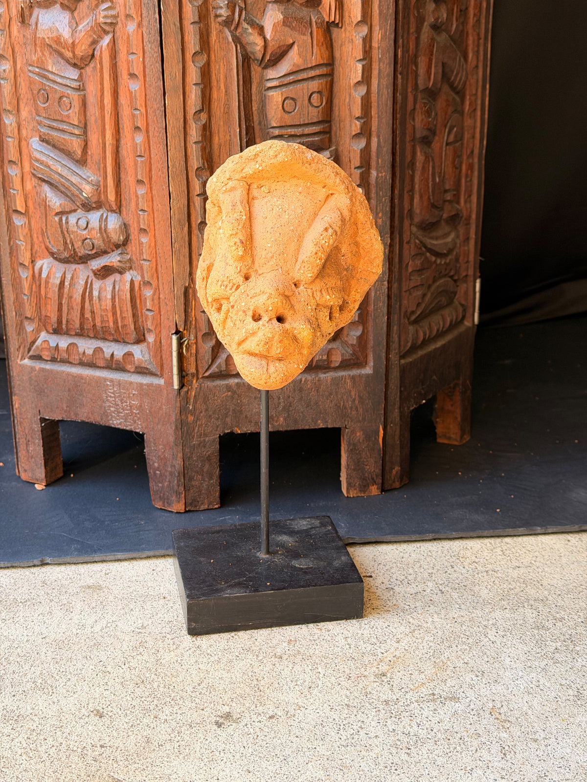 Nok Terracotta Hooded Head on Stand Nigeria Ex Barnes 5.5in – Age Untested