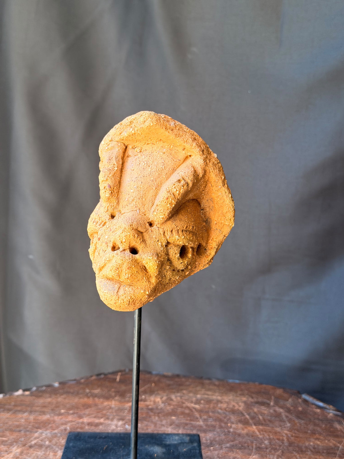 Nok Terracotta Hooded Head on Stand Nigeria Ex Barnes 5.5in – Age Untested