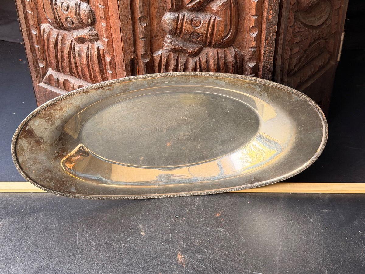 Vintage Wm A Rogers EPNS Silverplate Oval Bread Tray Serving Dish 490 10in