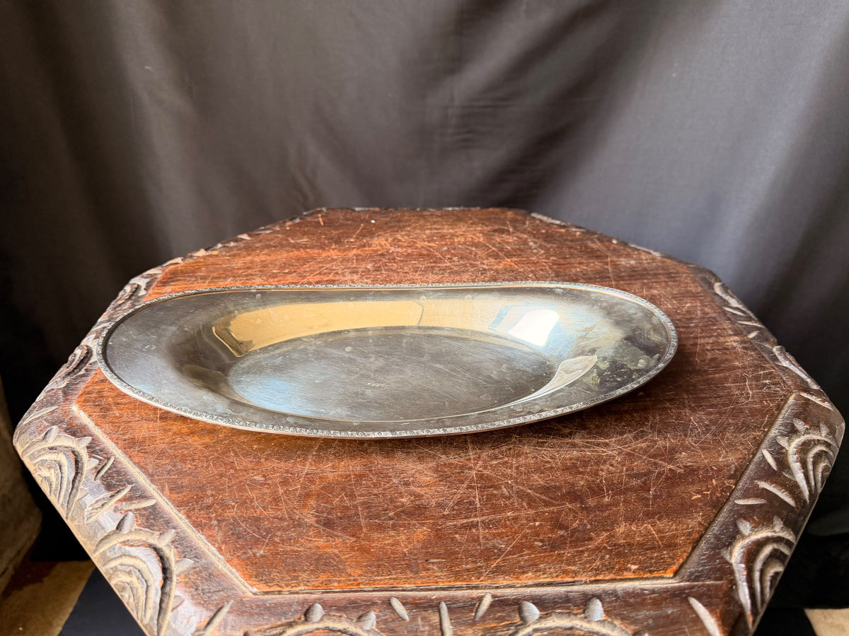 Vintage Wm A Rogers EPNS Silverplate Oval Bread Tray Serving Dish 490 10in