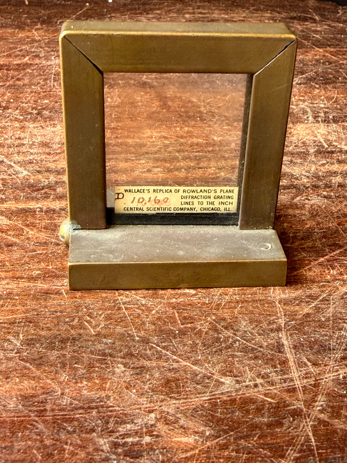 Vintage Cenco Wallace Replica Rowland Plane Diffraction Grating Brass Stand
