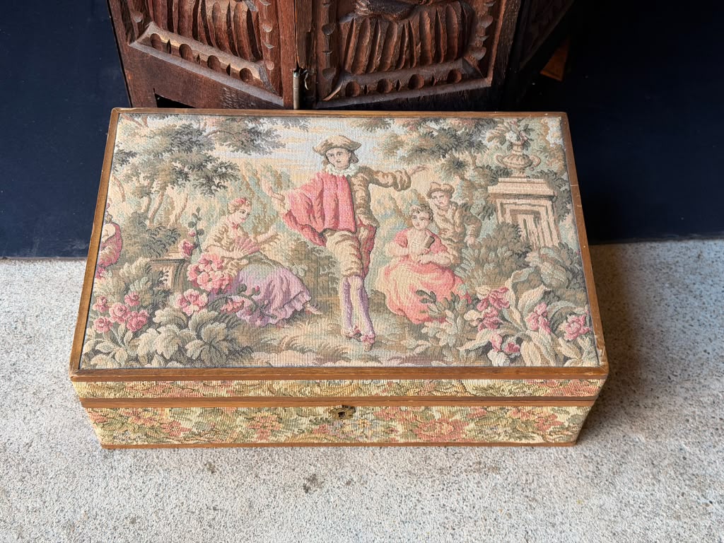 Vintage Italian Tapestry Jewelry Box Garden Courting Scene Removable Tray 13"