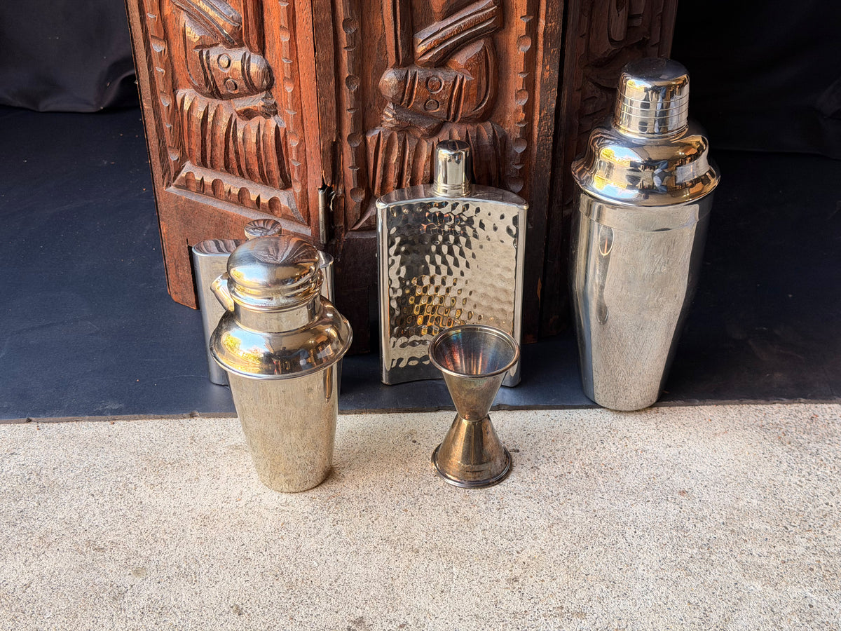 Stainless Barware Set 5 Pc Pier 1 Cocktail Shakers Hammered Flasks Jigger 9"