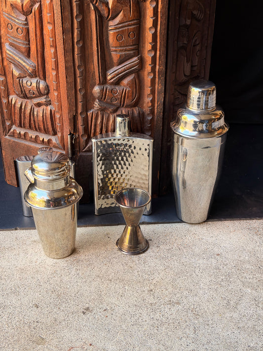 Stainless Barware Set 5 Pc Pier 1 Cocktail Shakers Hammered Flasks Jigger 9"