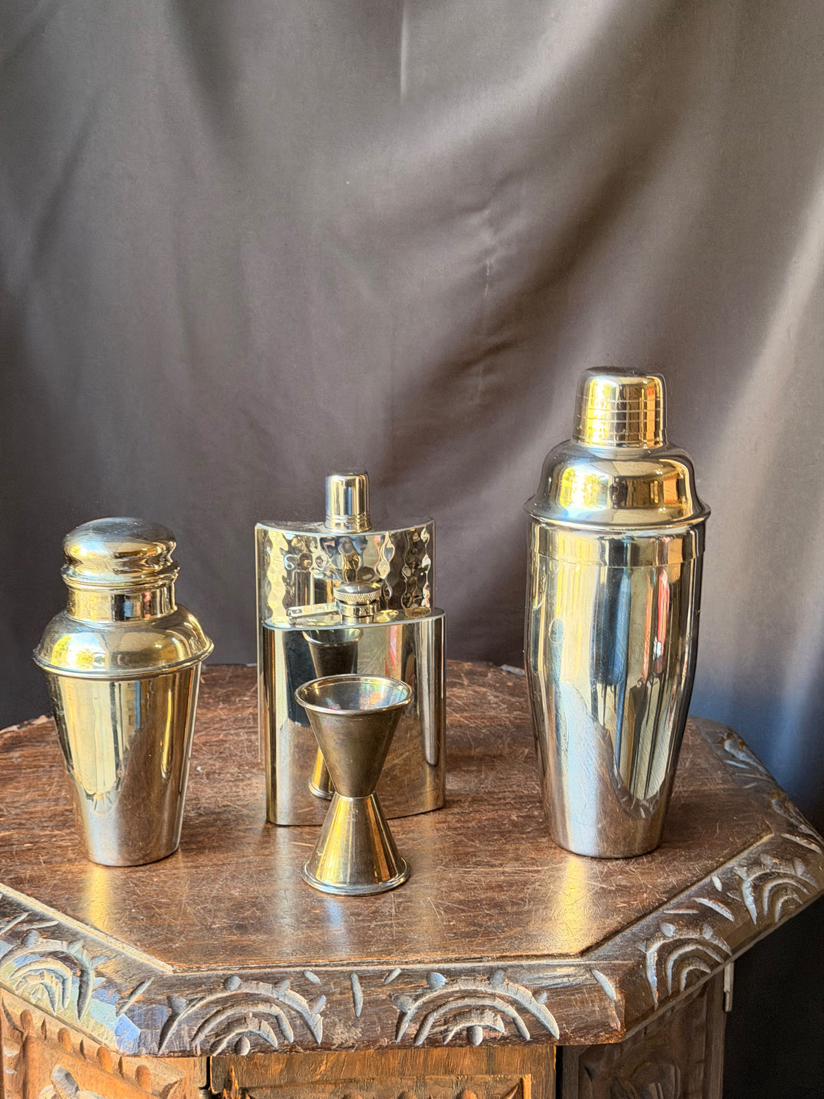 Stainless Barware Set 5 Pc Pier 1 Cocktail Shakers Hammered Flasks Jigger 9"