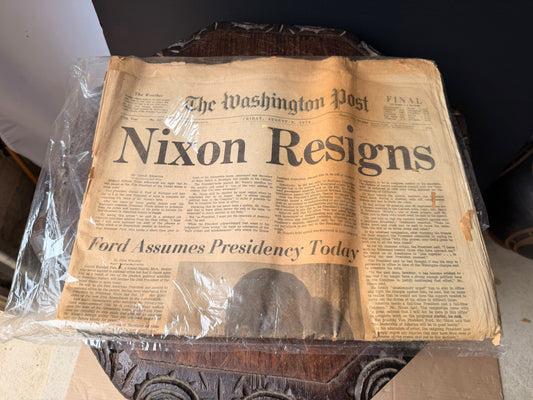 Washington Post August 9 1974 Nixon Resigns Ford Assumes Presidency Newspaper