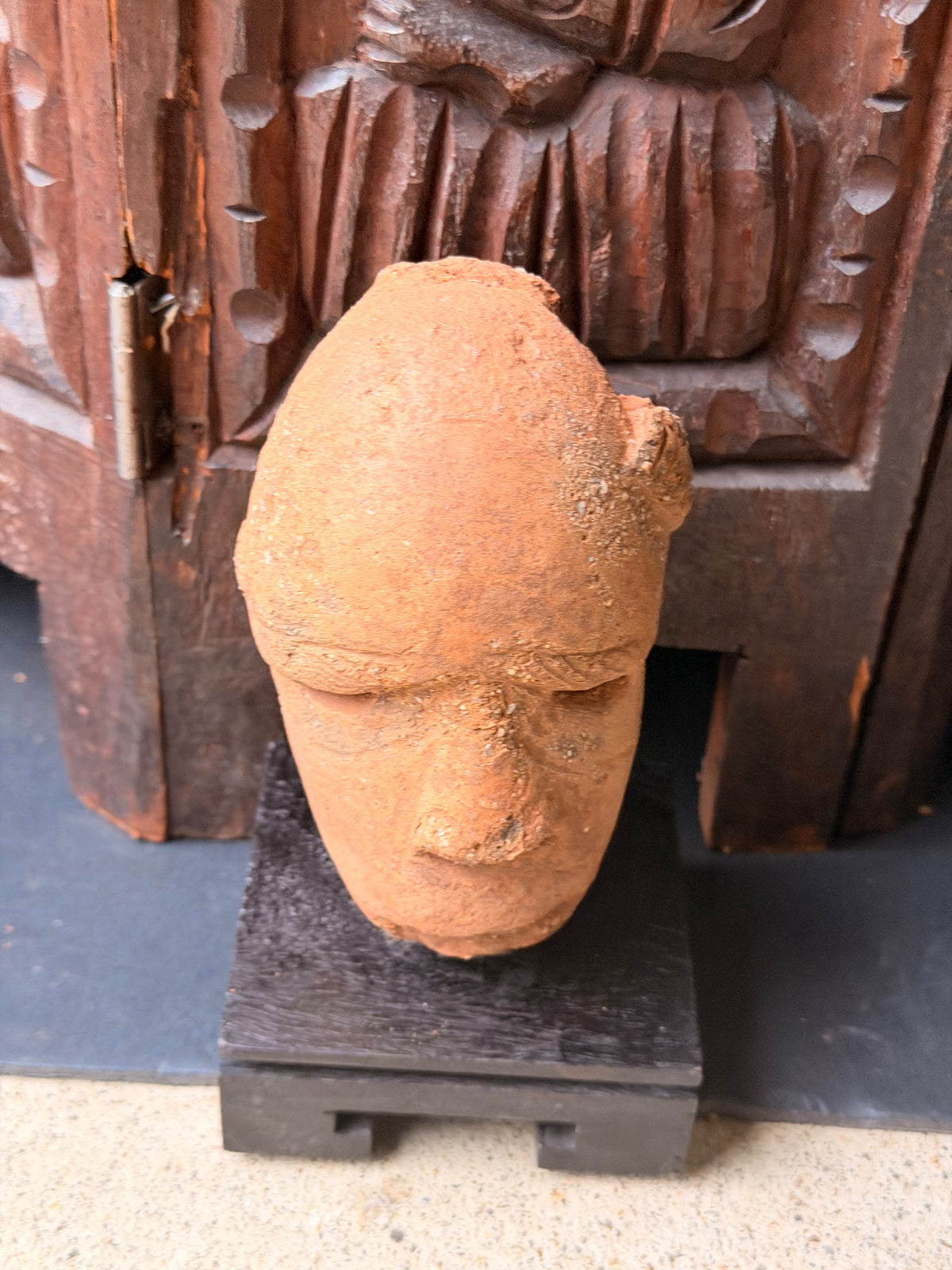 Sokoto Terracotta Head on Stand Nigeria Ex Barnes 4.5in – Age Untested
