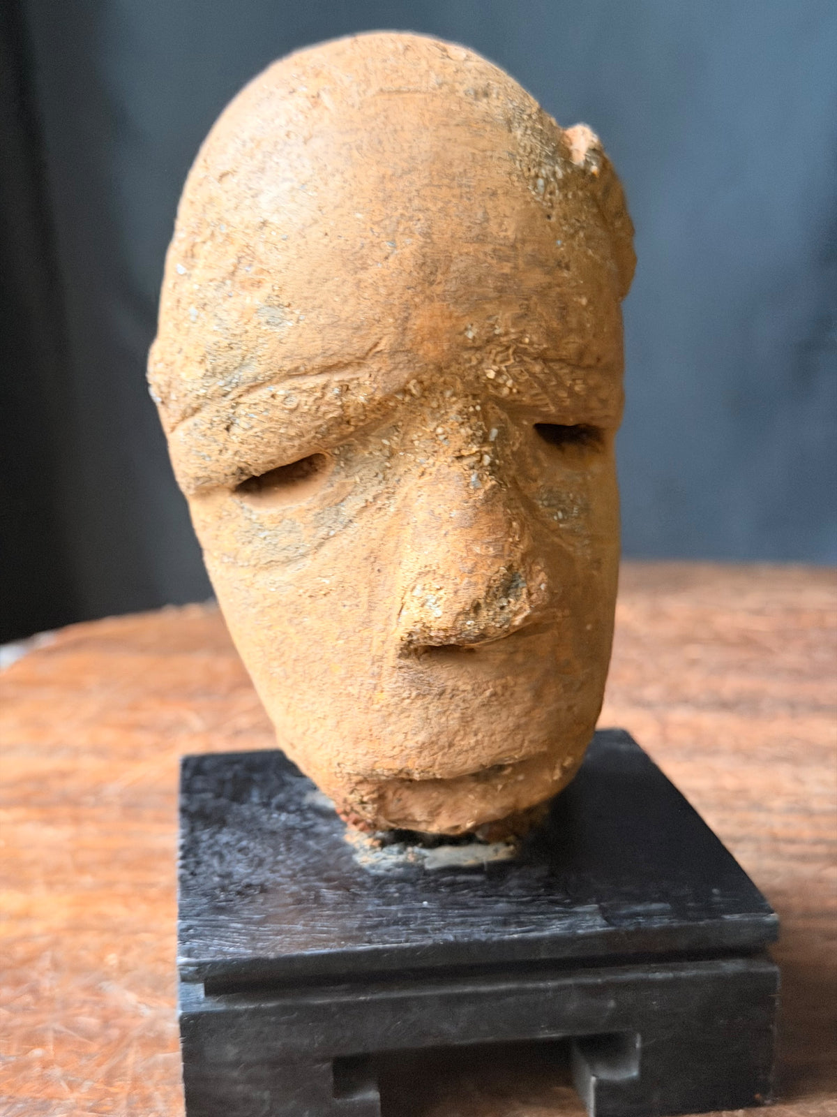 Sokoto Terracotta Head on Stand Nigeria Ex Barnes 4.5in – Age Untested