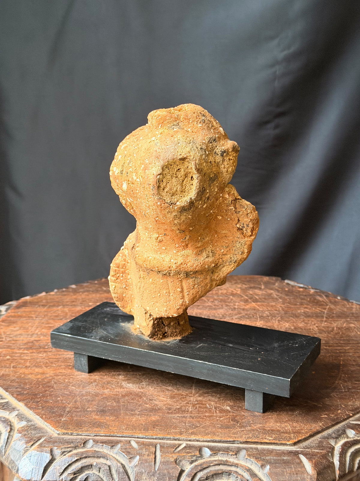 Nok Terracotta Bust with Cap & Raised Arm on Stand Ex Barnes 8in - Age Untested