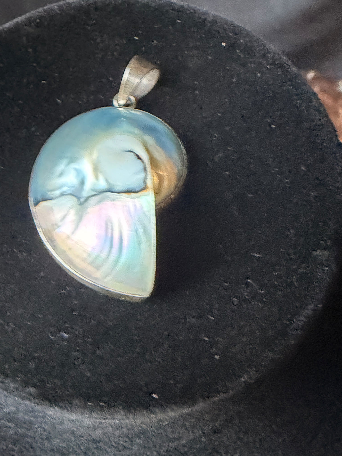Vintage 925 Sterling Silver Pearlized Nautilus Shell Pendant 1.2"