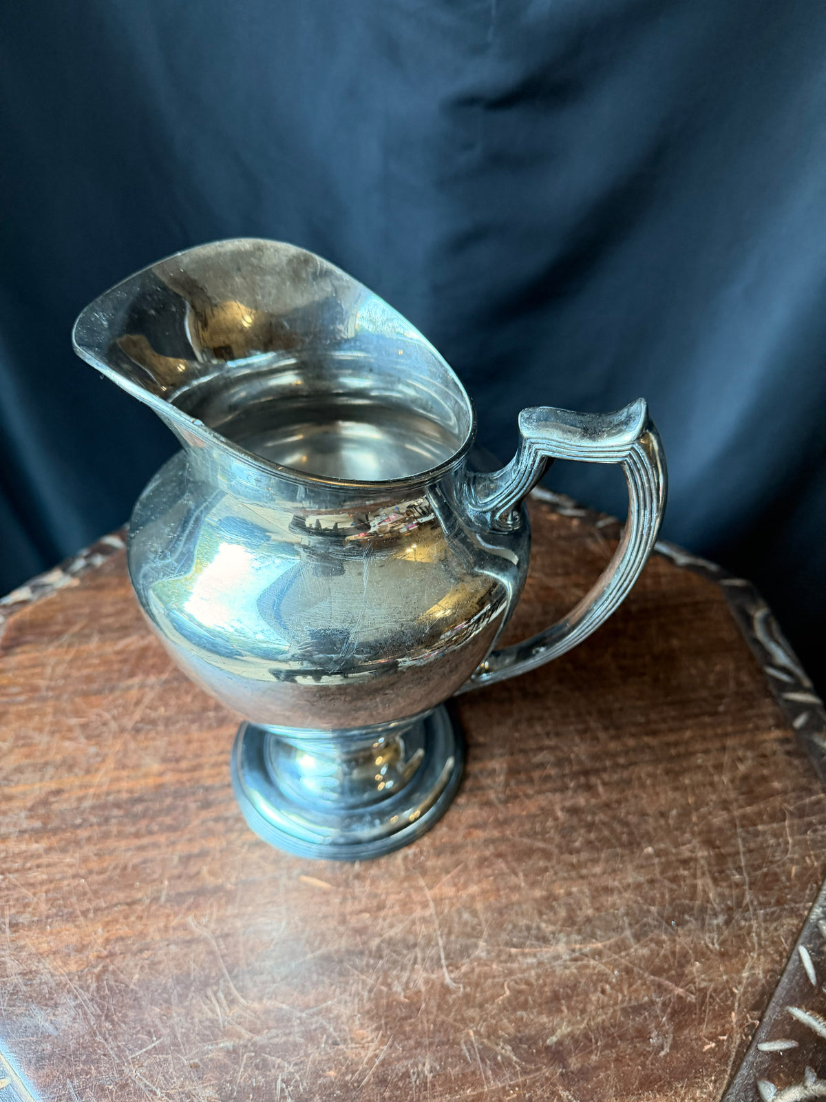 Antique Simpson Hall Miller Silverplate Footed Water Pitcher Reeded Handle 8.8"