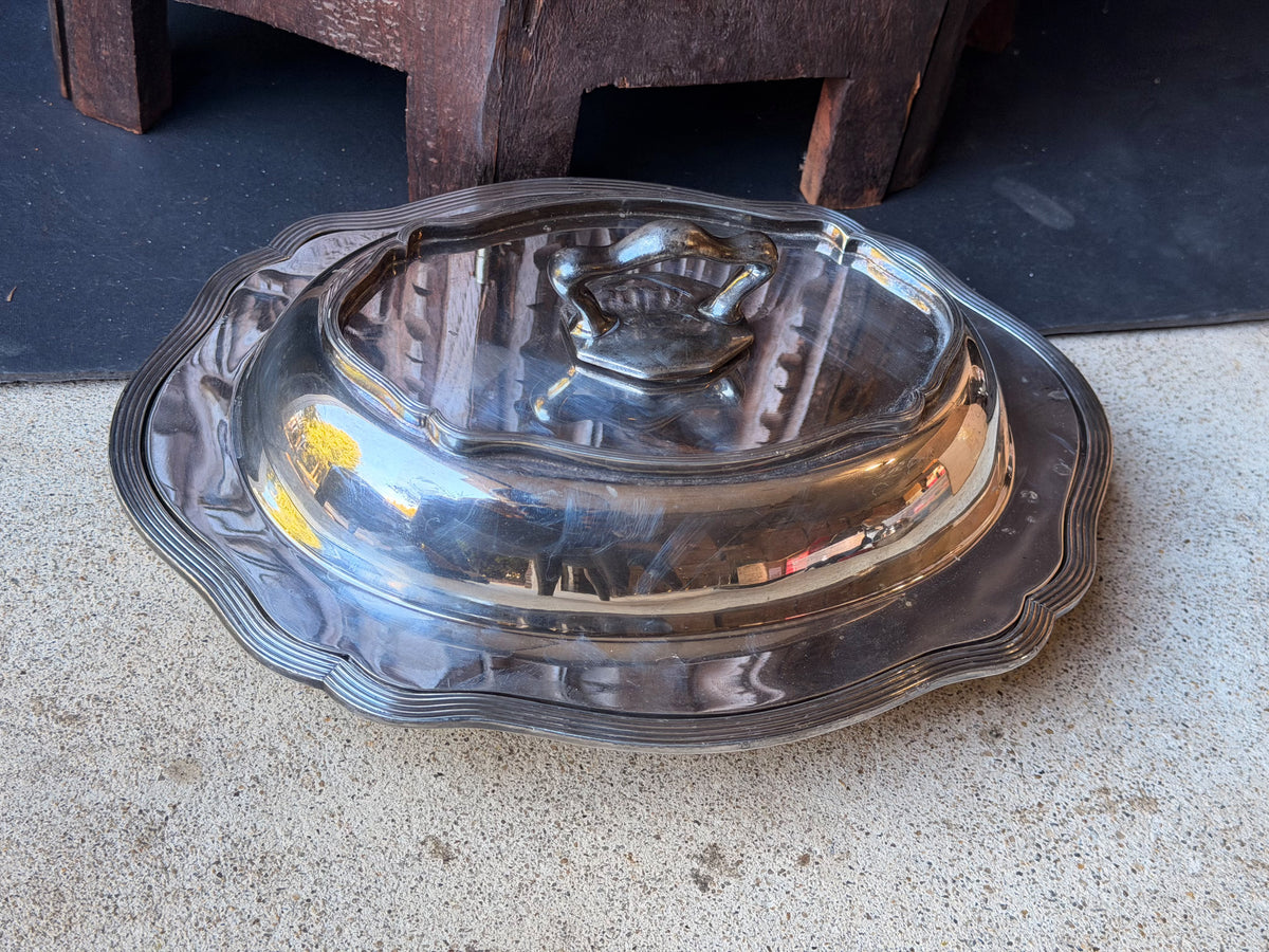 Vintage FB Rogers Sheffield Silverplate Covered Oval Entree Dish Reeded 11.3"