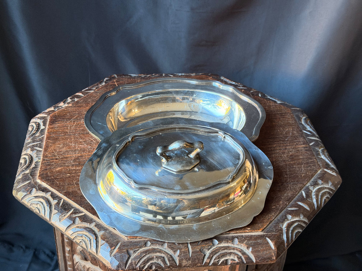 Vintage FB Rogers Sheffield Silverplate Covered Oval Entree Dish Reeded 11.3"