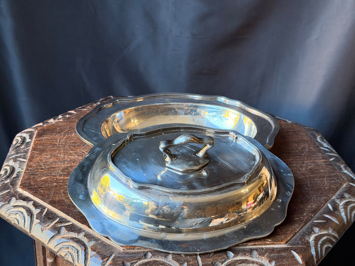 Vintage FB Rogers Sheffield Silverplate Covered Oval Entree Dish Reeded 11.3"