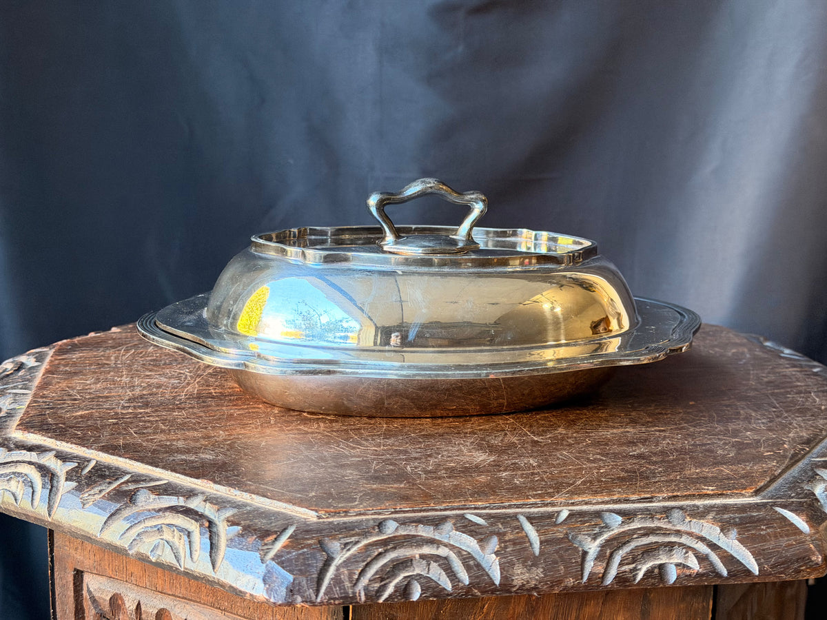 Vintage FB Rogers Sheffield Silverplate Covered Oval Entree Dish Reeded 11.3"