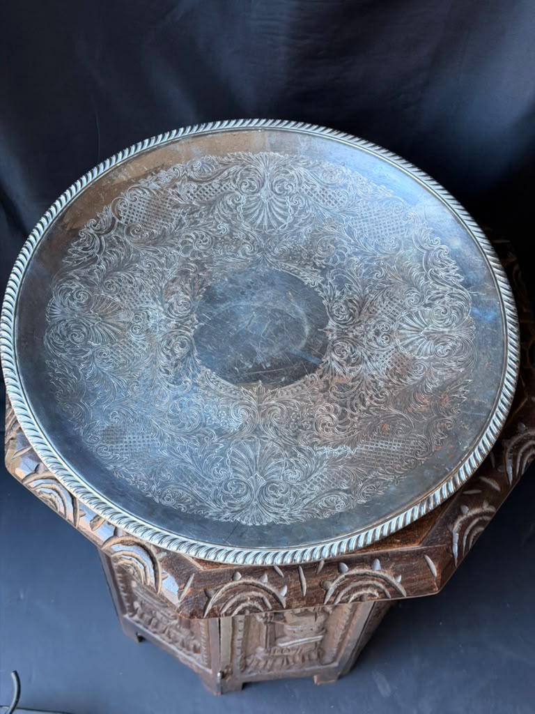 Vintage English Silver Mfg Silverplate Round Engraved Serving Tray Gadroon 17.7"