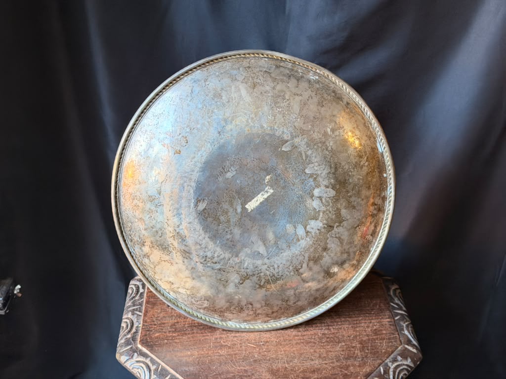 Vintage English Silver Mfg Silverplate Round Engraved Serving Tray Gadroon 17.7"