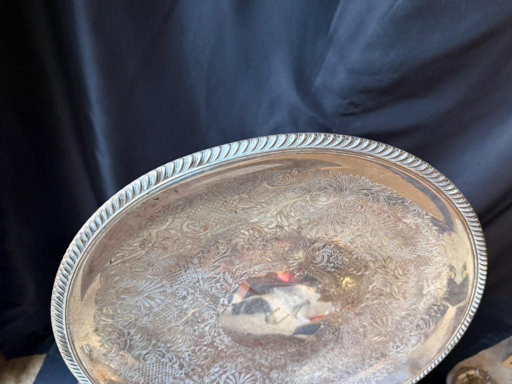 Vintage English Silver Mfg Silverplate Round Engraved Serving Tray Gadroon 17.7"
