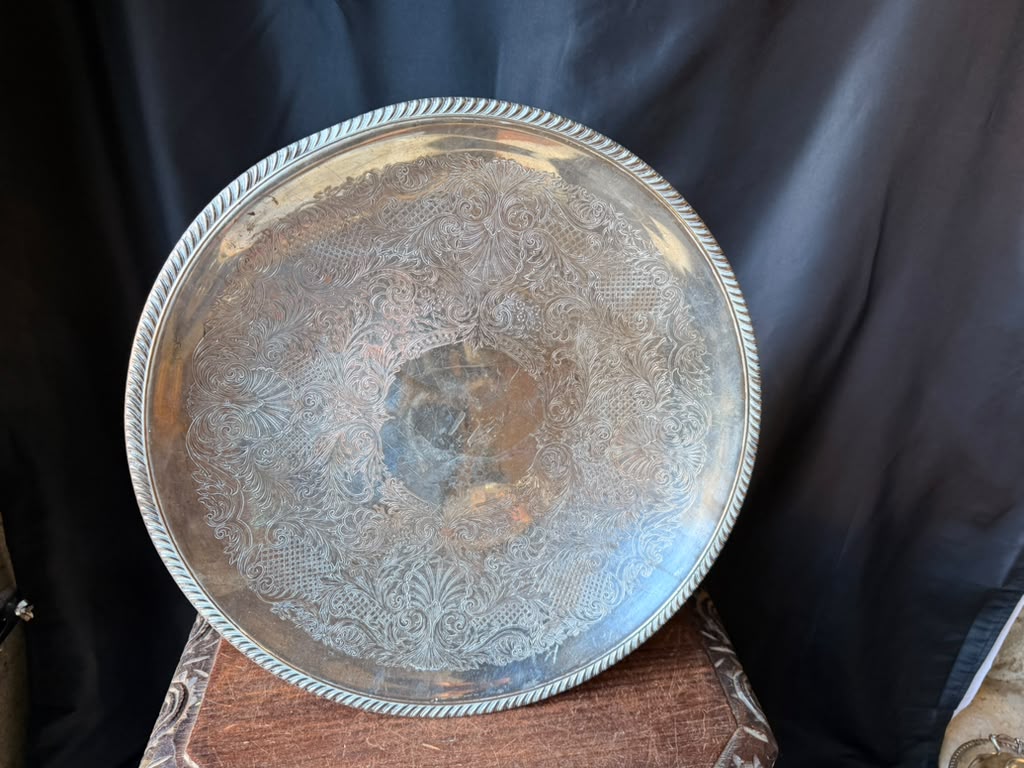 Vintage English Silver Mfg Silverplate Round Engraved Serving Tray Gadroon 17.7"