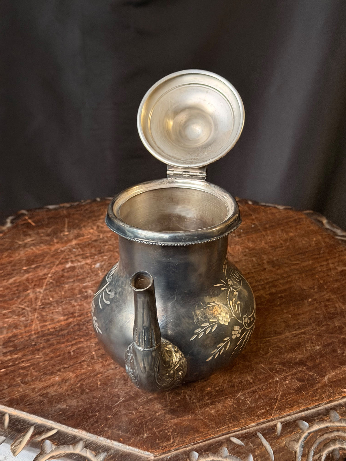 Antique Forbes Silver Co Quadruple Silverplate Teapot Engraved Floral #177 7.8"