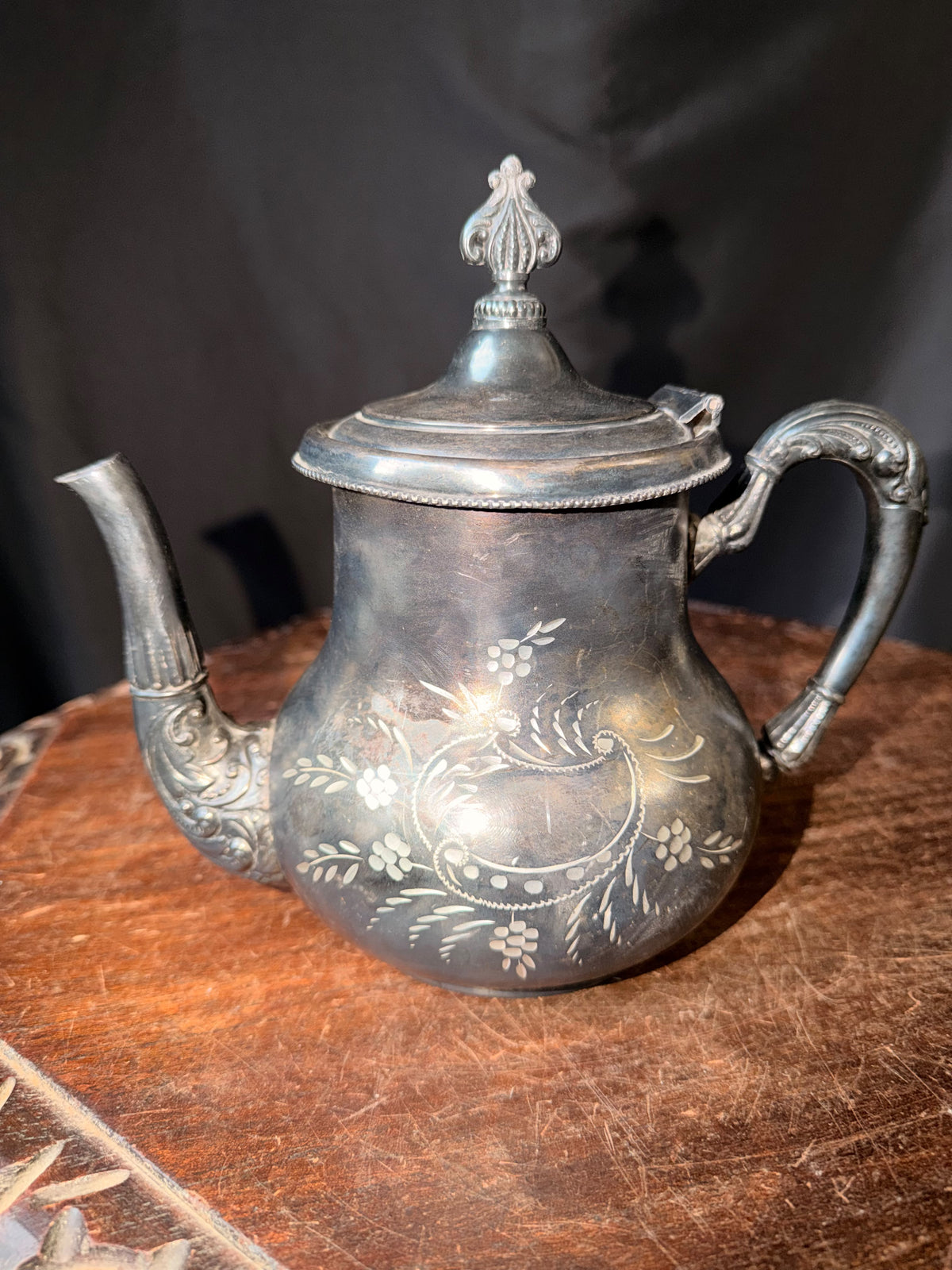 Antique Forbes Silver Co Quadruple Silverplate Teapot Engraved Floral #177 7.8"