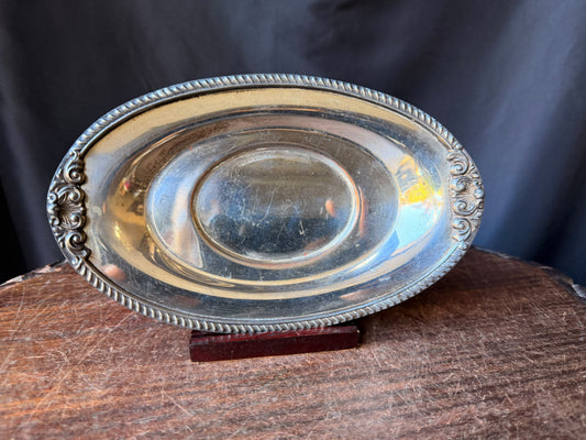 Vintage Silverplate Oval Bread Tray Gadroon Rope Rim Shell Scroll Ends Dish 9.3"