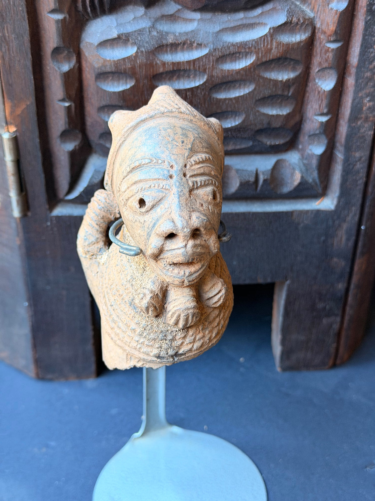 Nok Terracotta Bust Raised Arm Beaded Collar Stand Ex Barnes 4in - Age Untested