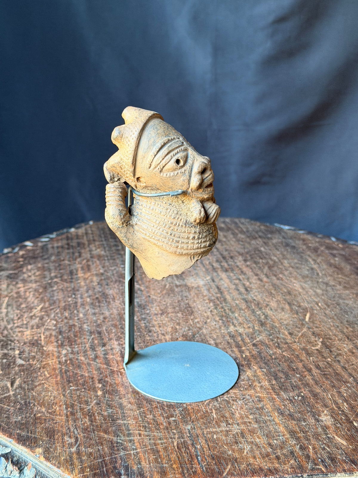 Nok Terracotta Bust Raised Arm Beaded Collar Stand Ex Barnes 4in - Age Untested