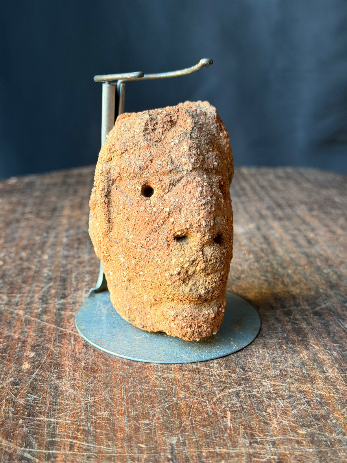 Nok Terracotta Head Incised Brow on Stand Ex Barnes 3.5in - Age Untested