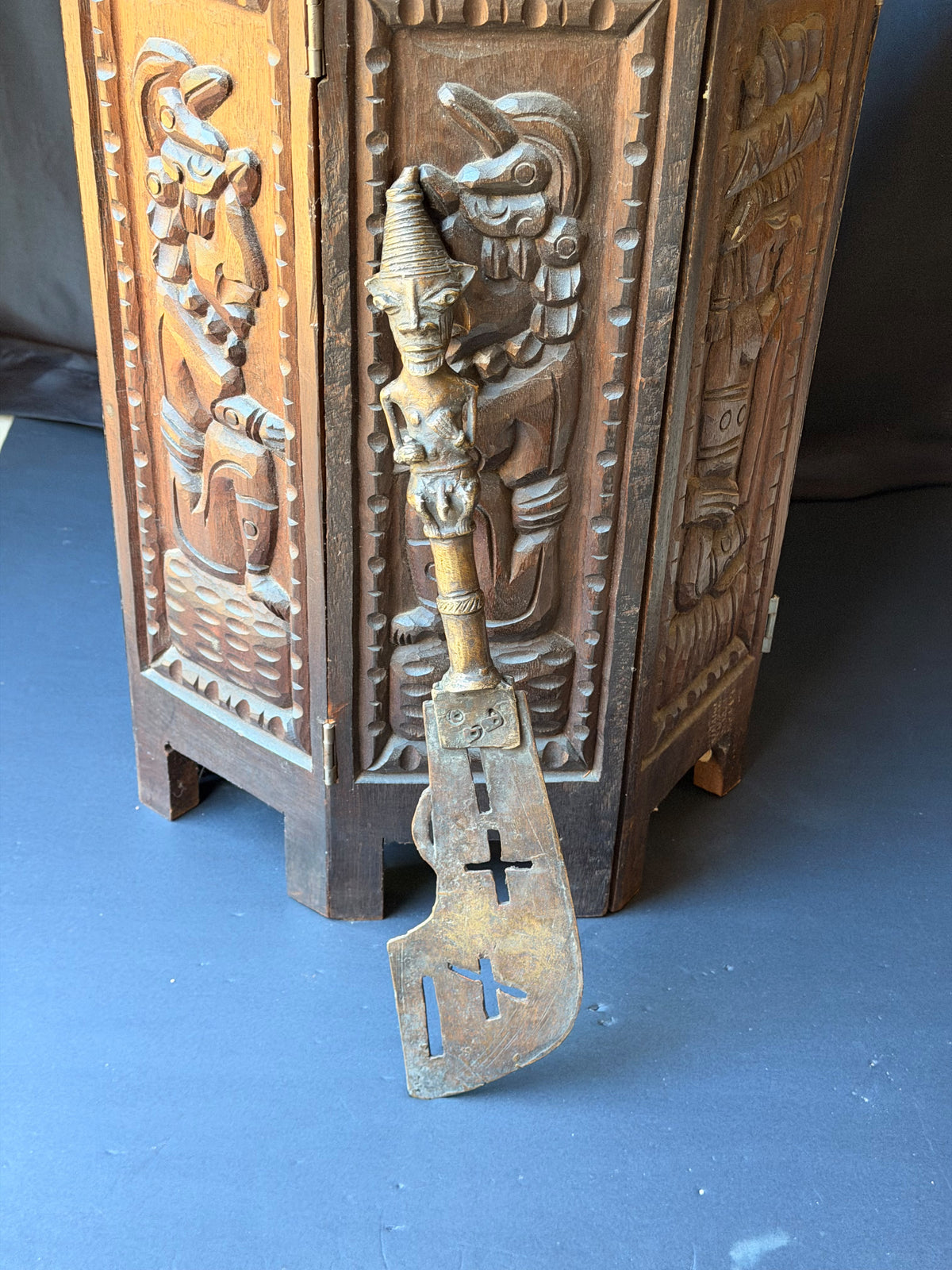 Vintage Yoruba Ogboni Bronze Ceremonial Axe Male Figure Handle Nigeria 18"