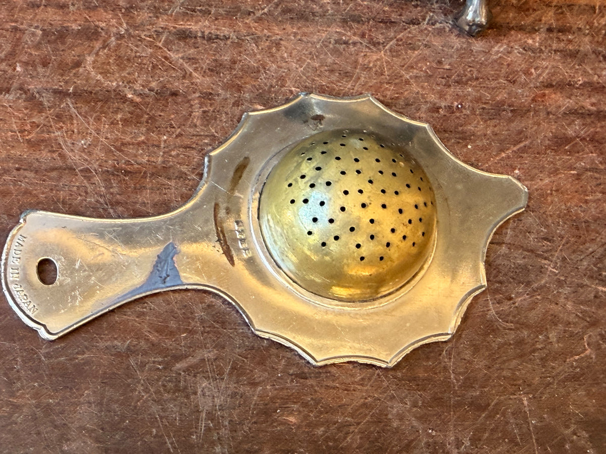 Vintage Taunton Victoria Silverplate Lion Foot Creamer Sugar & Tea Strainer Set