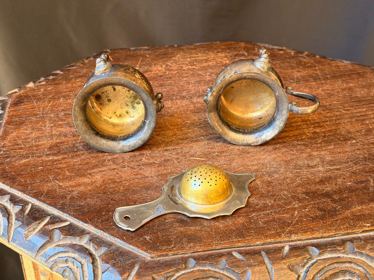 Vintage Taunton Victoria Silverplate Lion Foot Creamer Sugar & Tea Strainer Set