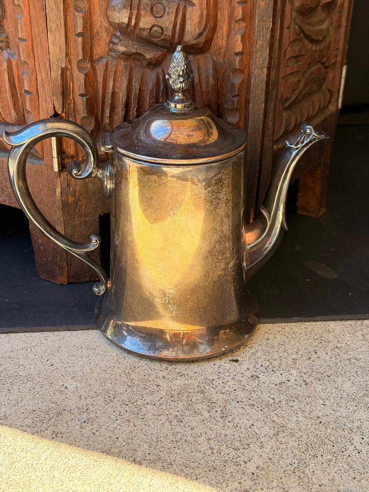 Vintage E.P.C. Lynn Silver Plate Coffee Pot Hinged Lid Pinecone Finial 8.4in